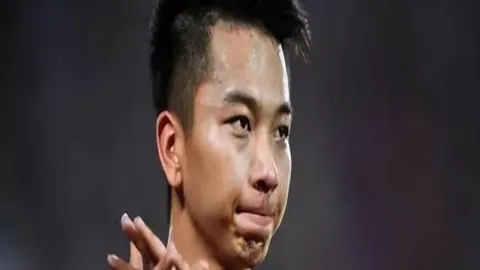 孙杨三度点赞张豆豆，誉为典范丈夫，家中地位独尊。