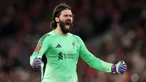 热刺保级压力下，季票续订截止日期延后